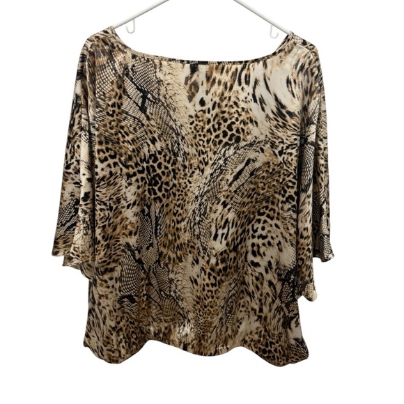 Chico’s Satin Animal Print Lightweight Blouse Size 16-18 - Picture 2 of 4